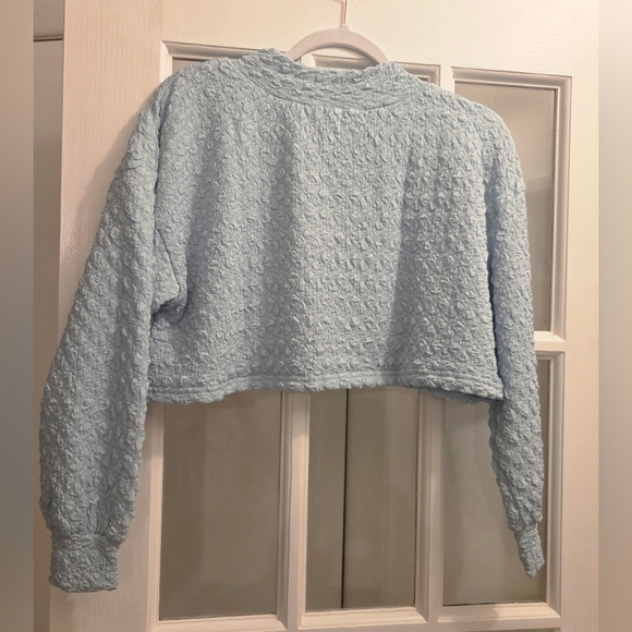 Aleeza Chic Jiffy Pop Loose Long Sleeve Crop Top- Turqoise Available!! - Picture 9 of 10